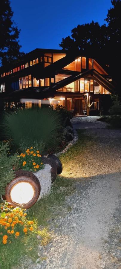 Guest House Mala Prica Zivinice Экстерьер фото