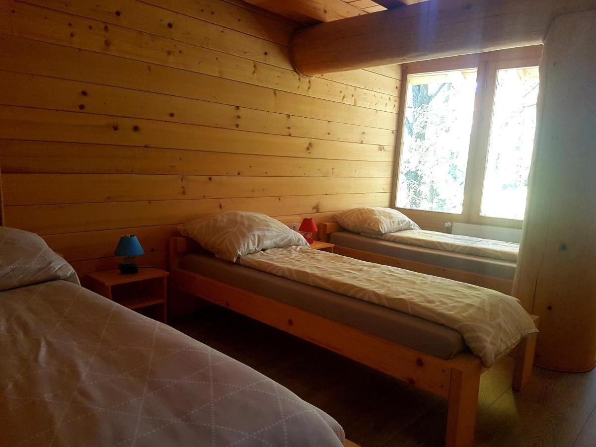Guest House Mala Prica Zivinice Экстерьер фото